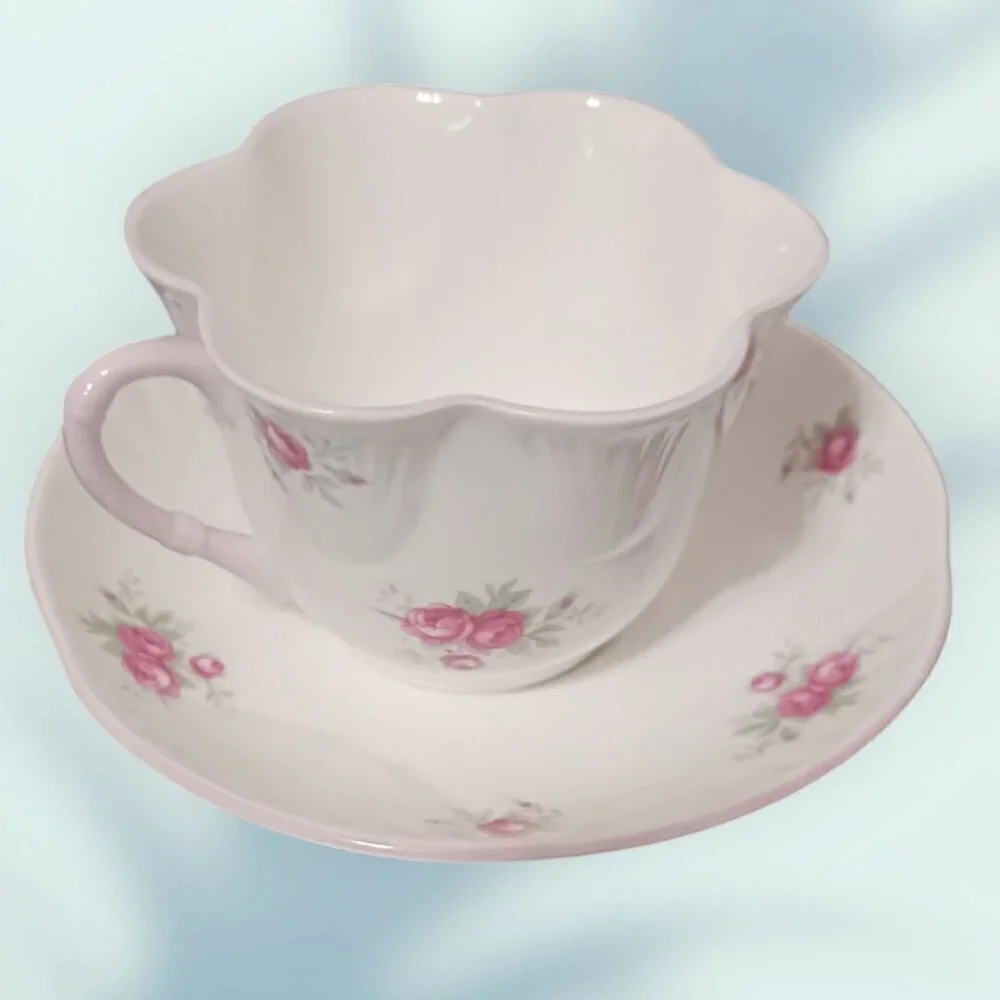 Crown Staffordshire Fine Bone China Sweetheart Rose Teacup & Saucer Set